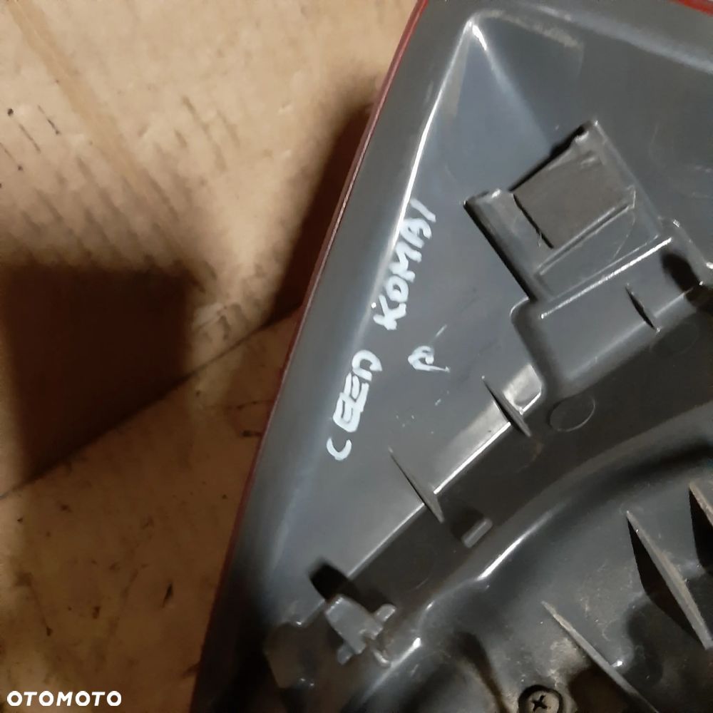 Lampa Tylna Tył Górna + Dolna Lewa Lub Prawa Kia Ceed 06-10 Europa - 9