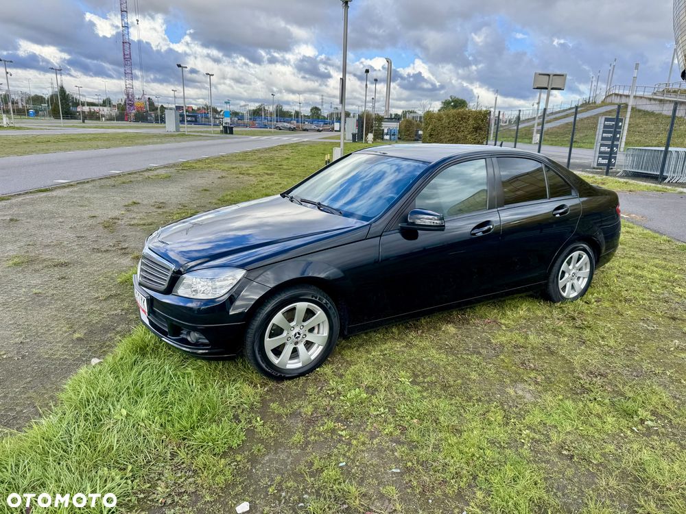 Mercedes-Benz C-Class 2009 photo 3