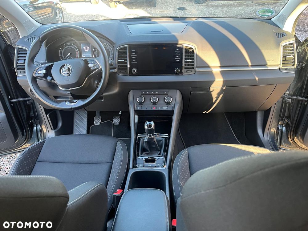 Skoda Karoq 1.0 TSI Active - 8