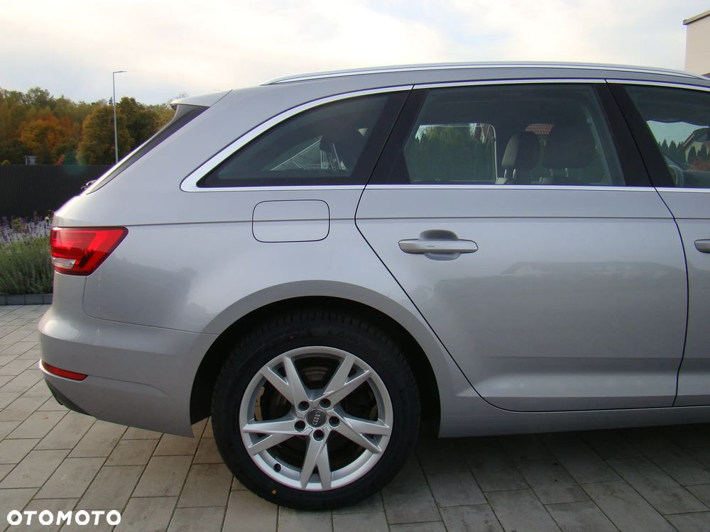 Audi A4 Avant 2.0 TFSI ultra S tronic - 10