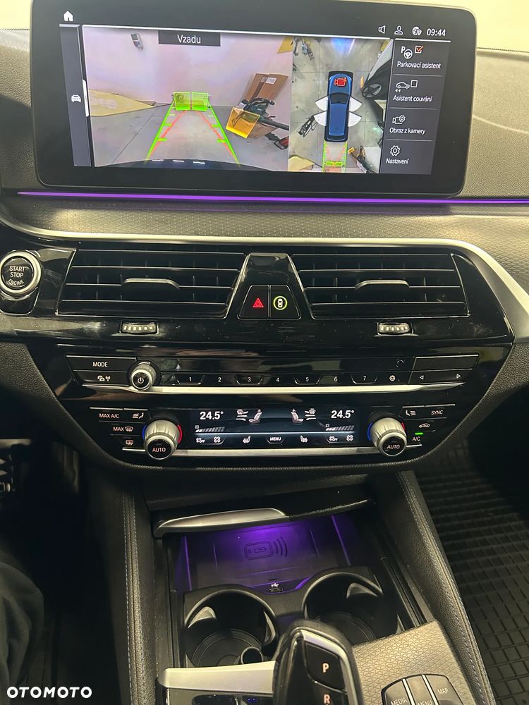BMW Seria 5 520d M Sport - 17