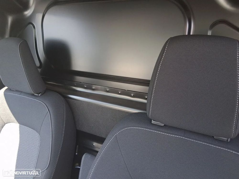 Ford Transit Courier 1.5 EcoBlue Van Trend - 15