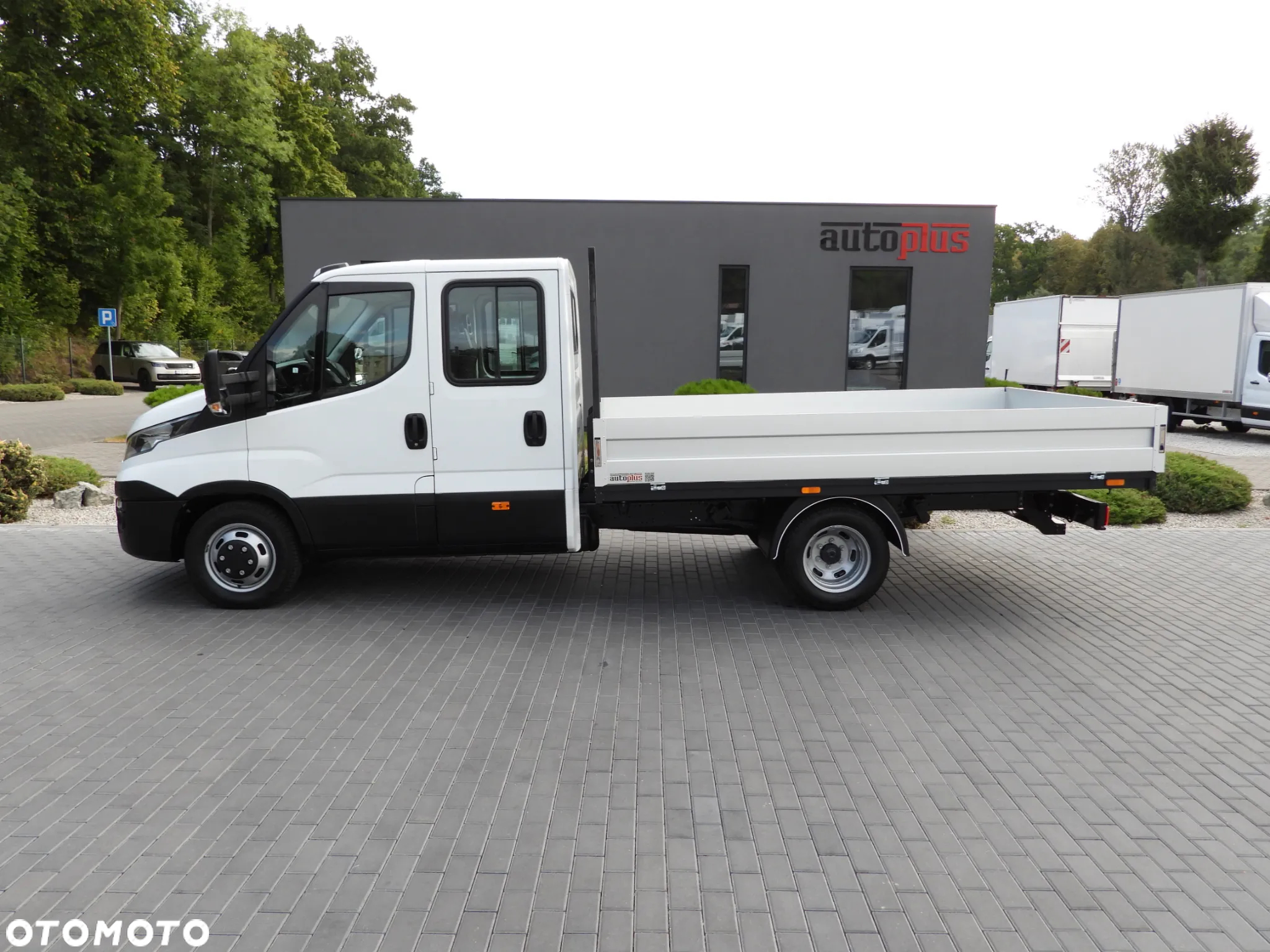 Iveco DAILY 35C17 SKRZYNIA PODWÓJNA KABINA DOKA 7 MIEJSC TEMPOMAT BLIŹNIACZE KOŁA KLIMATYZACJA 170KM [ 098947 ] - 9