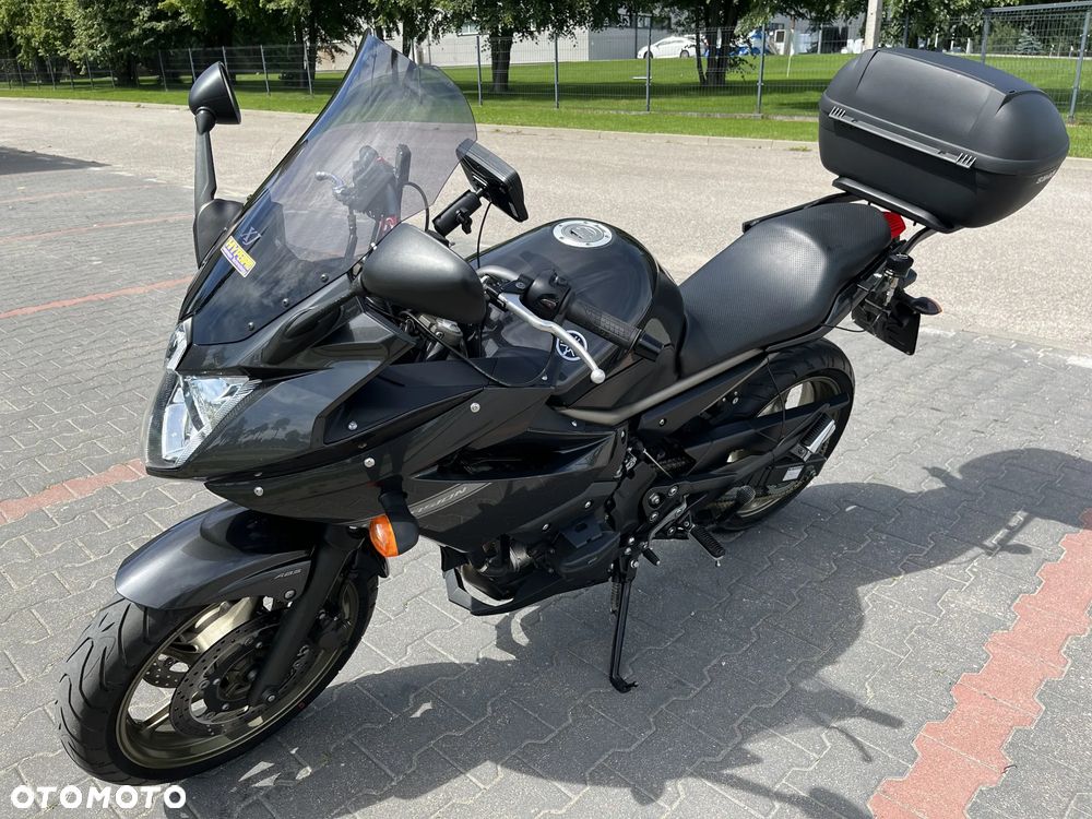 Yamaha XJ - 3