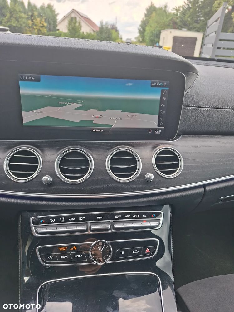 Mercedes-Benz Klasa E 220 d 9G-TRONIC - 15