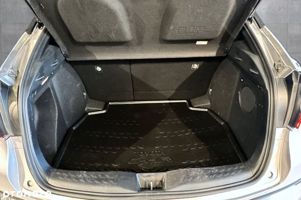 Toyota C-HR Style - 19