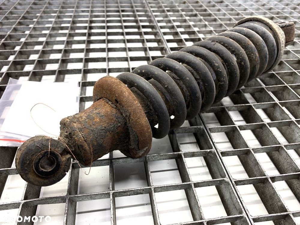 AMORTYZATOR PRAWY TYŁ ZE SPRĘŻYNĄ  LIGIER XTOO (LXT) 2005 - 2012 0.5 4 kW [5 KM] olej napędowy - 2