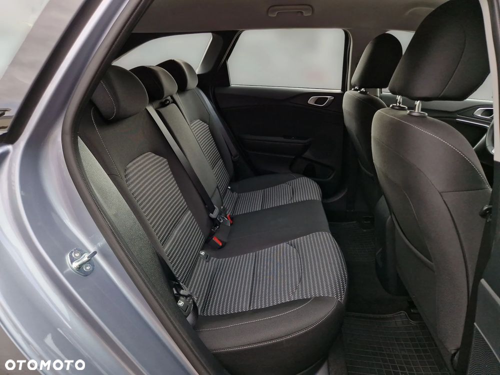 Kia Ceed 1.5 T-GDI M DCT - 36