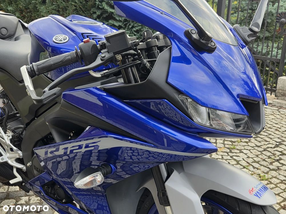 Yamaha YZF - 24