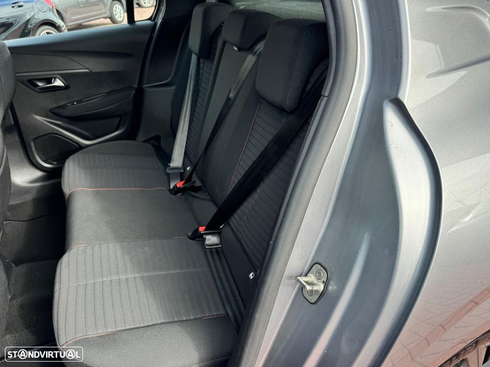 Peugeot 208 1.2 PureTech Active Pack - 8