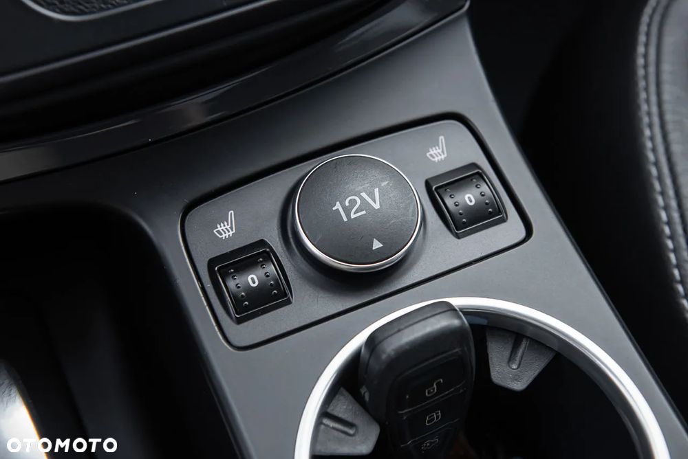 Ford Kuga 1.5 EcoBoost 4WD Titanium - 25