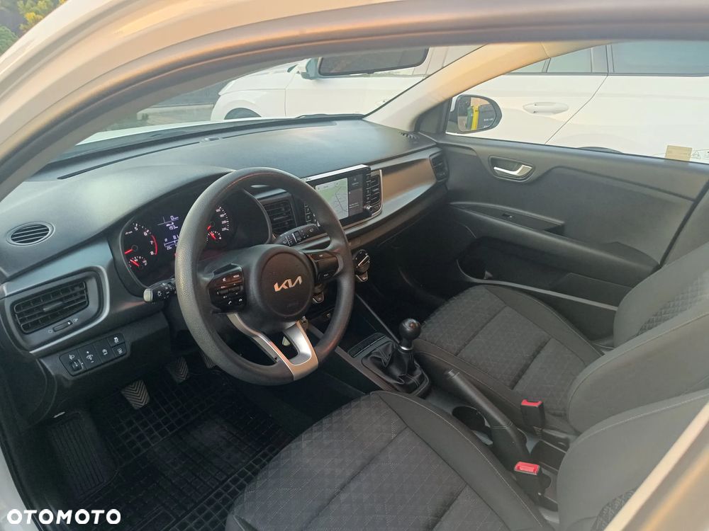 Kia Rio 1.2 M - 41