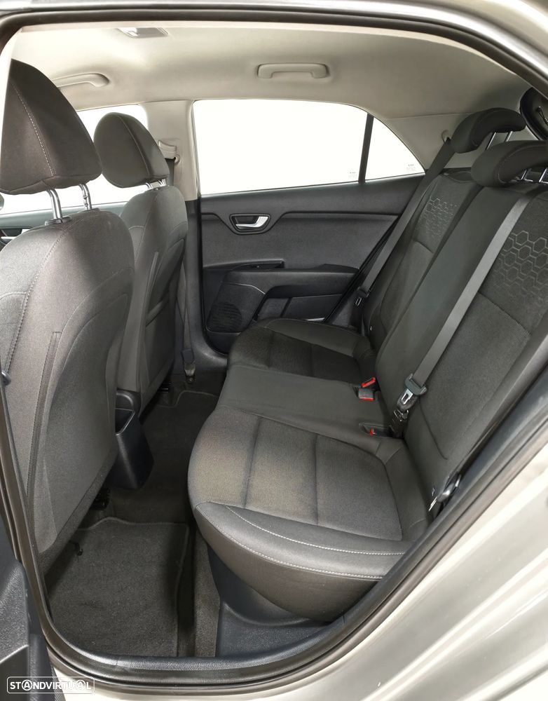 Kia Rio 1.0 T-GDi Move - 24