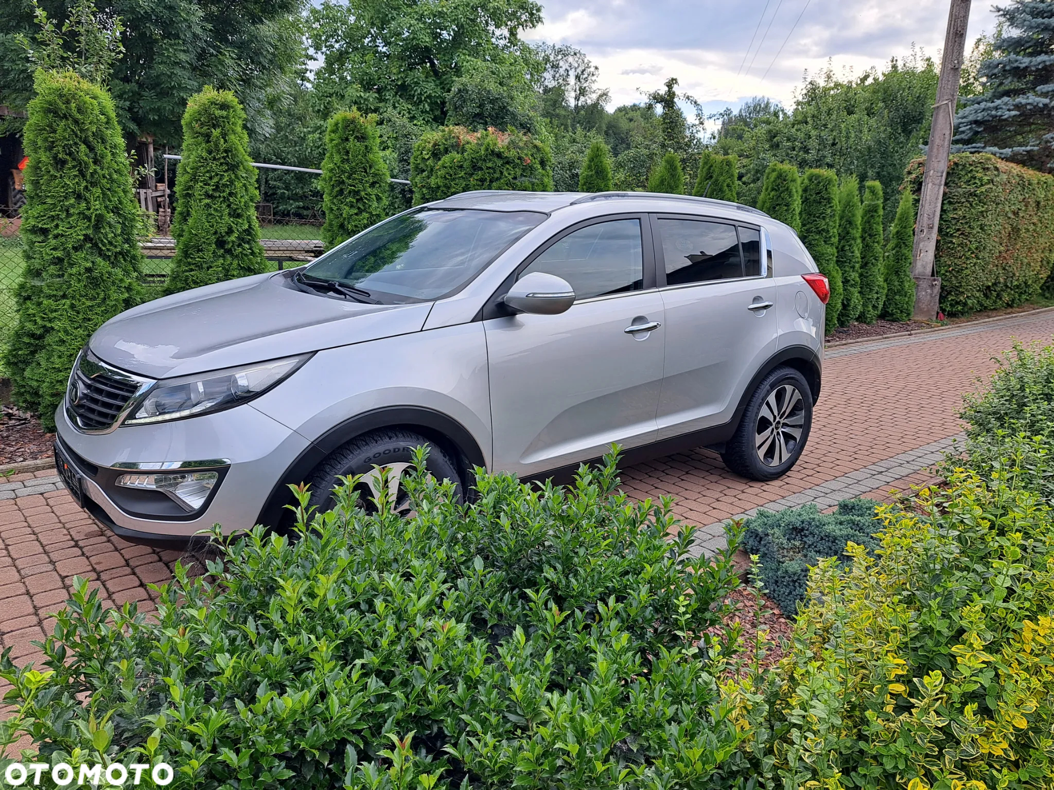 Kia Sportage 1.7 CRDI 2WD Dream-Team Edition - 3