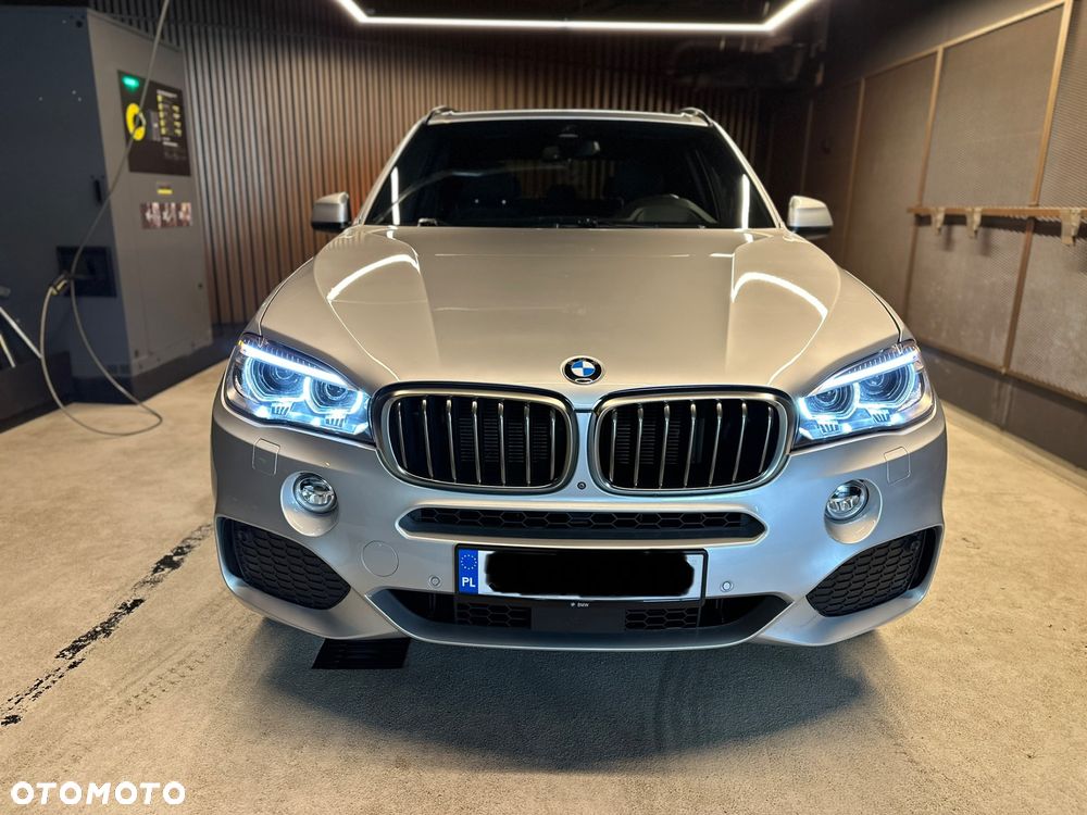 BMW X5 2015 photo 2