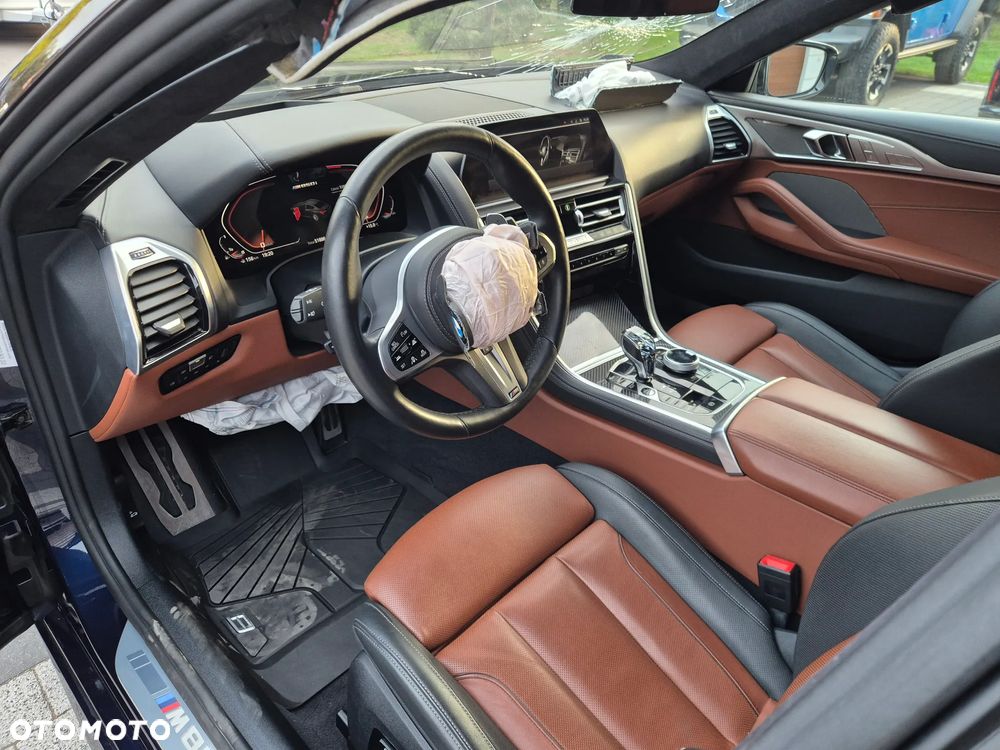 BMW Seria 8 - 25