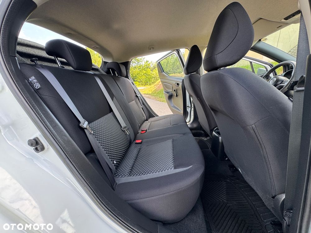 Nissan Micra 1.0 Visia Plus - 30