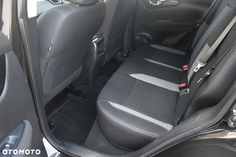 Nissan Qashqai 1.2 DIG-T N-Vision - 15