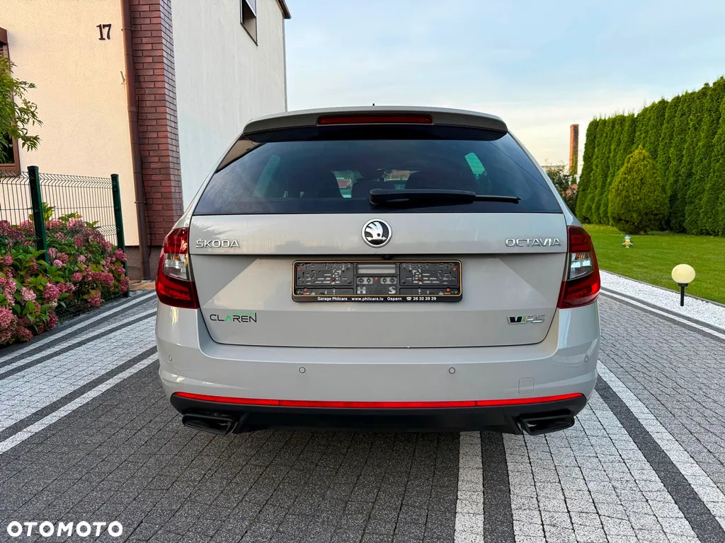 Skoda Octavia Combi 2.0 TSI DSG RS First Edition - 8