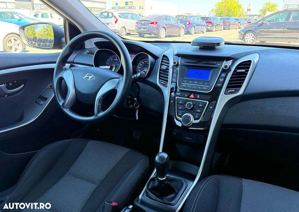 Hyundai i30 1.4 CRDi Trend - 8