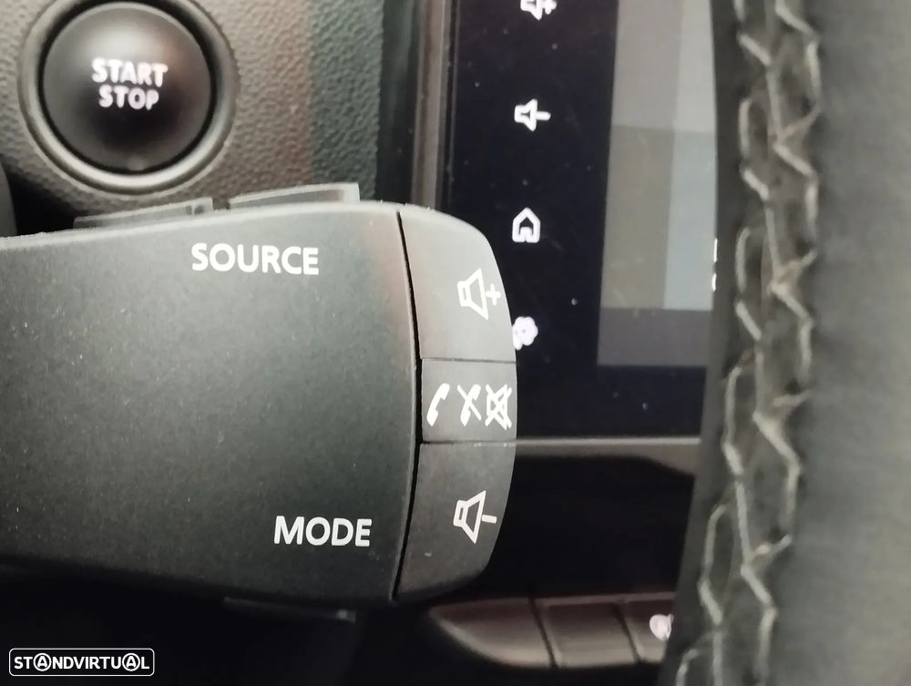 Dacia Duster 1.0 TCe Prestige Bi-Fuel - 26