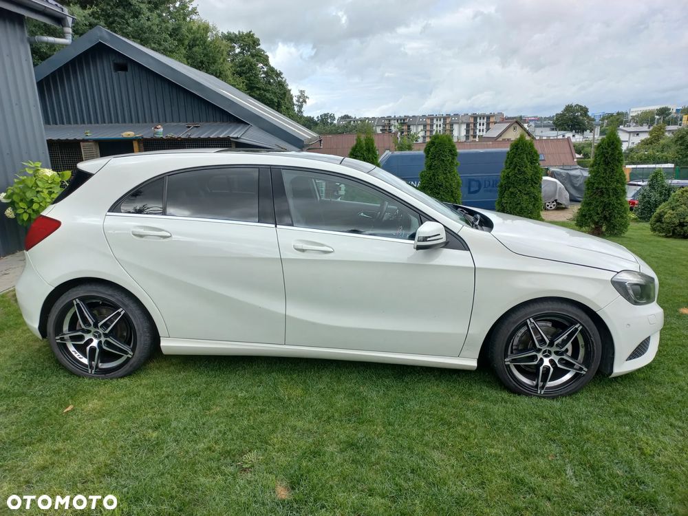 Mercedes-Benz Klasa A 180 CDI (BlueEFFICIENCY) 7G-DCT - 4