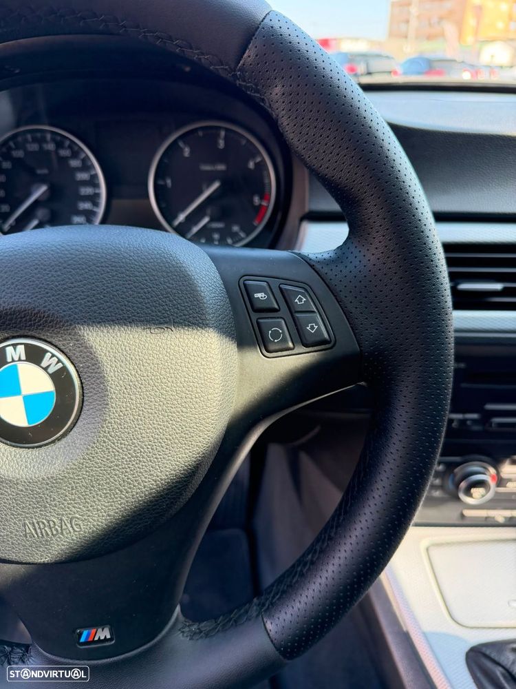BMW 320 - 33
