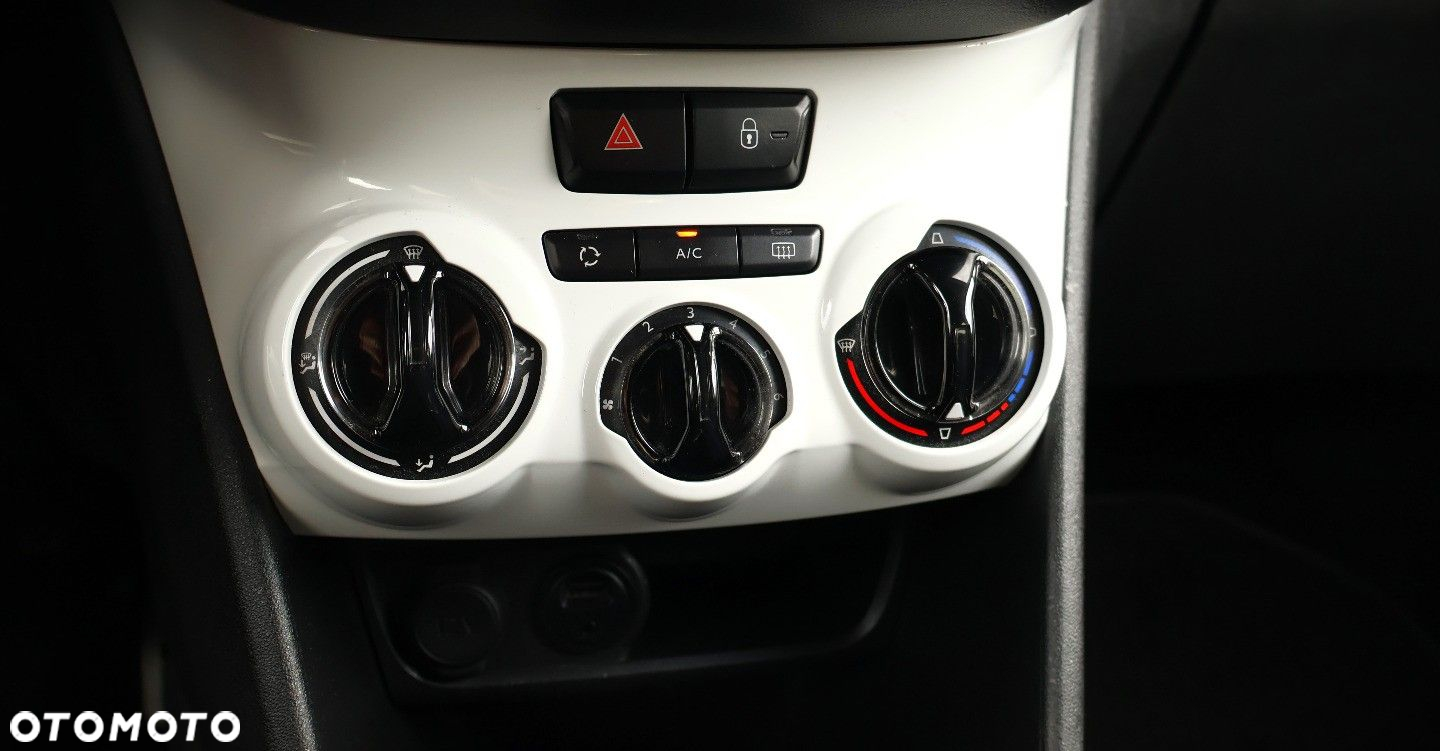Peugeot 208 - 27