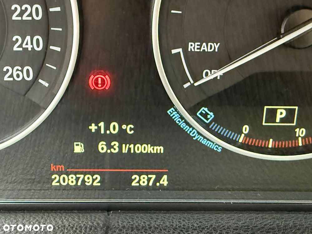 BMW Seria 3 320d xDrive Luxury Line - 16