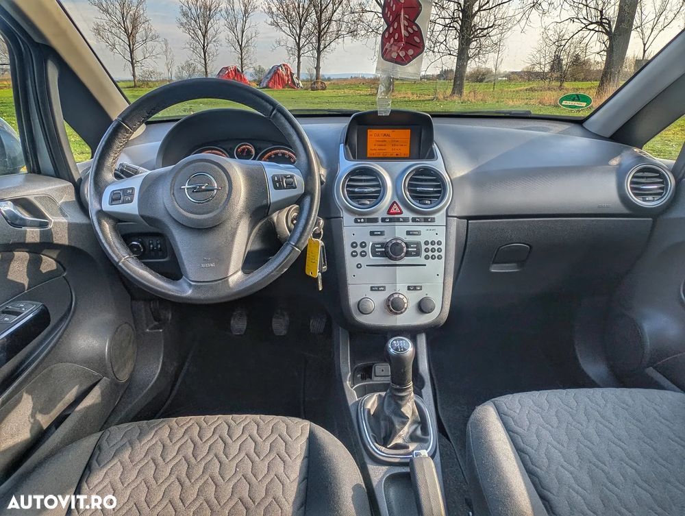Opel Corsa 1.4 16V Active - 11