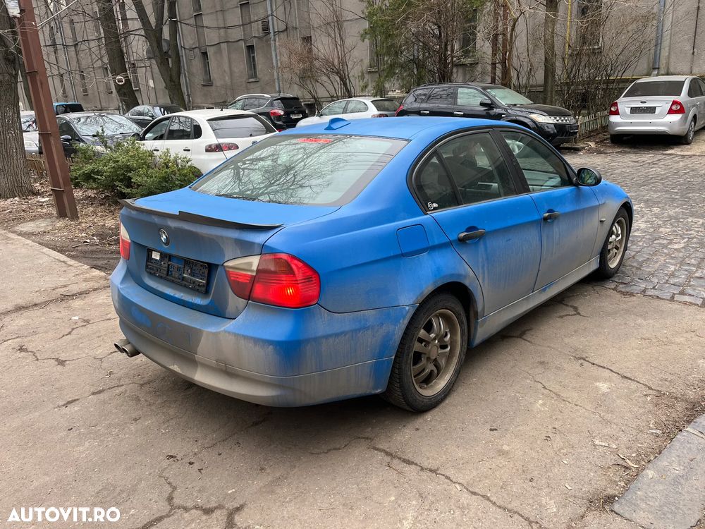 Dezmembrez Bmw Seria 3 E90 2007 320i N46B20B M packet benzina - 4