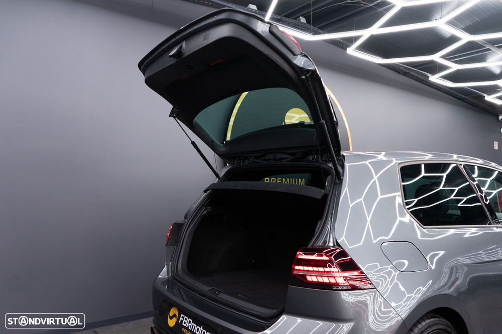 VW Golf GTI (BlueMotion ) DSG - 24