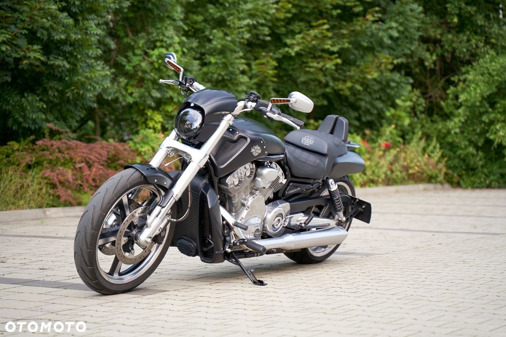 Harley-Davidson V-Rod Muscle - 1