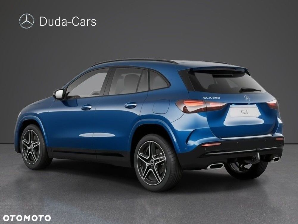Mercedes-Benz GLA - 6