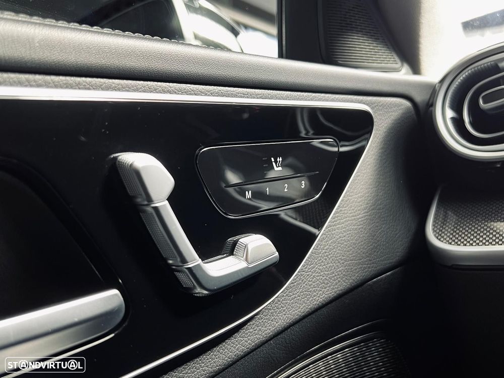 Mercedes-Benz C 300 d AMG Line - 38