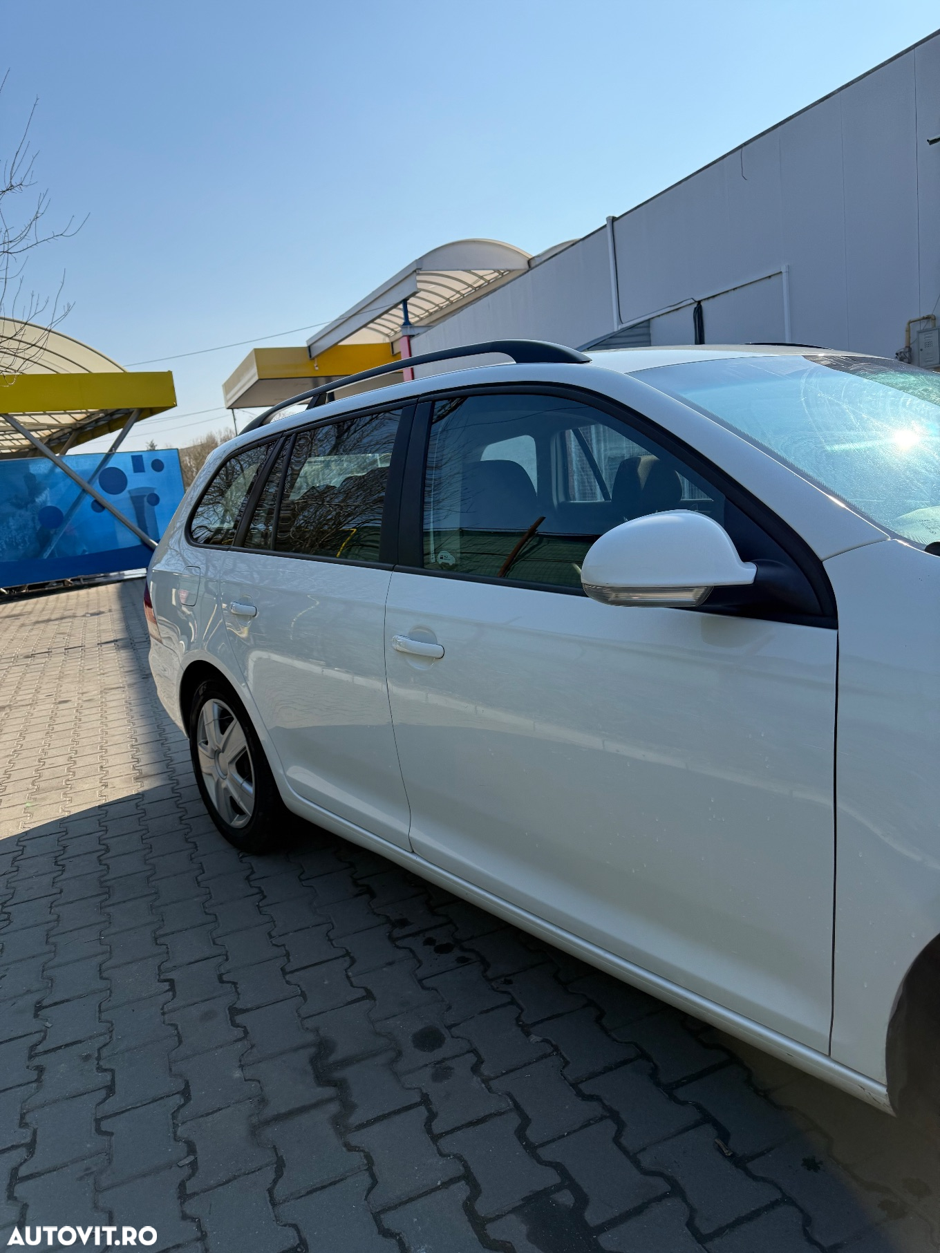Volkswagen Golf 1.6 TDI BlueMotion Technology DPF Highline - 5