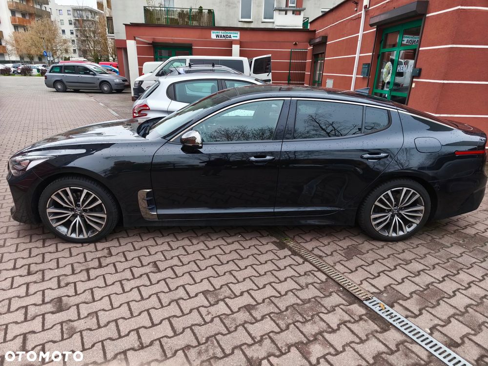 Kia Stinger 2.2 CRDI AWD GT Line - 2