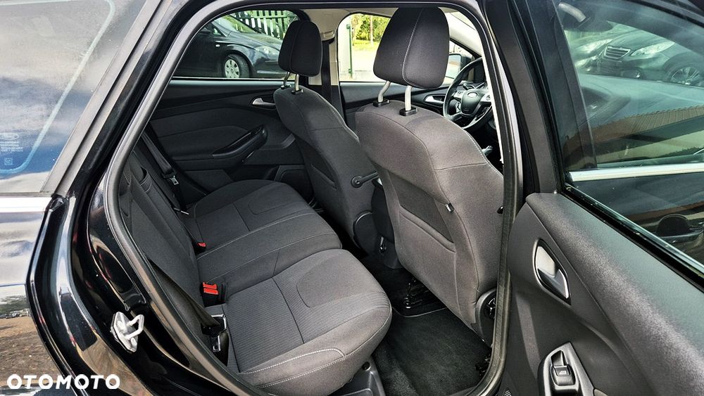 Ford Focus 1.6 Titanium - 34