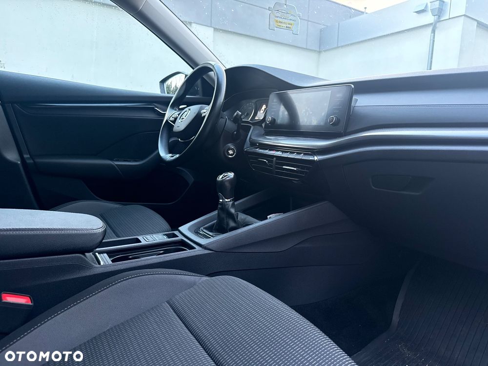 Skoda Octavia 2.0 TDI Sportline - 7