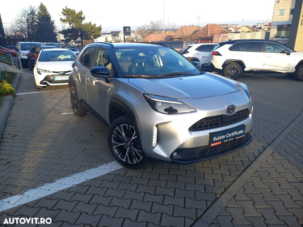 Toyota Yaris Cross 1.5 VVT-i HSD 4x2 Exclusive Elegant - 2