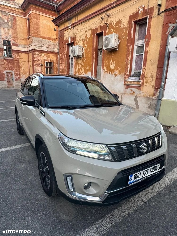 Suzuki Vitara 1.4 Boosterjet AllGrip MHEV Spirit - 4