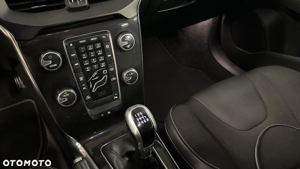 Volvo V40 - 14