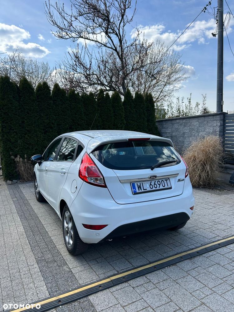 Ford Fiesta - 4