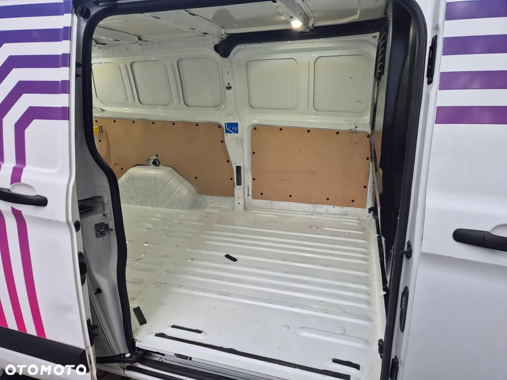 Ford Transit Custom - 17