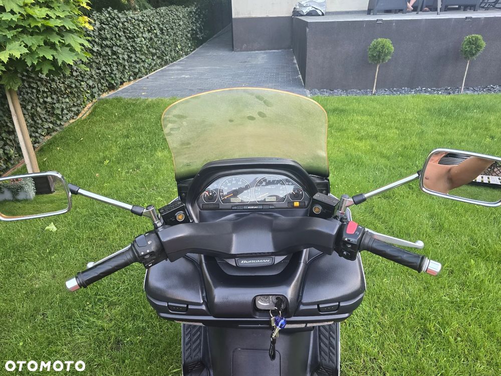 Suzuki Burgman - 7