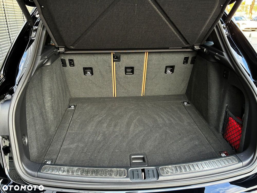 Porsche Macan - 39