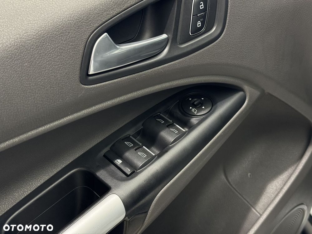 Ford Tourneo Connect 1.5 EcoBlue Titanium - 22