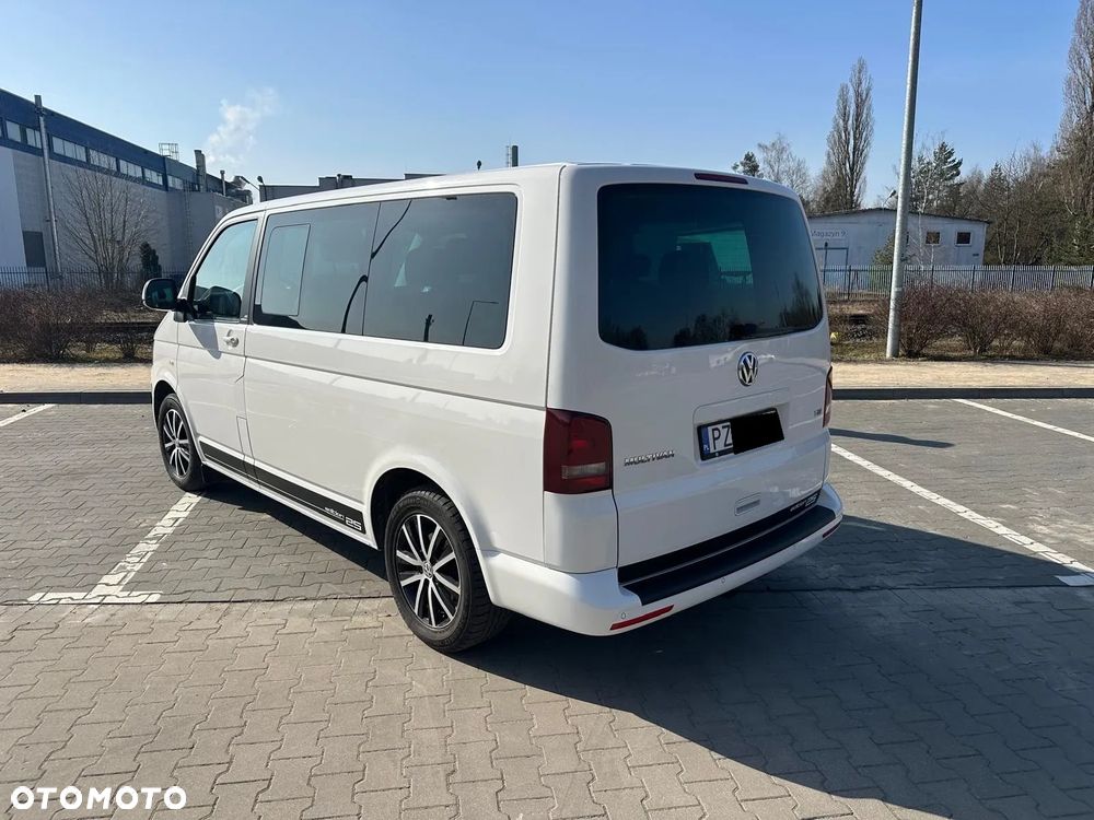Volkswagen Multivan - 7
