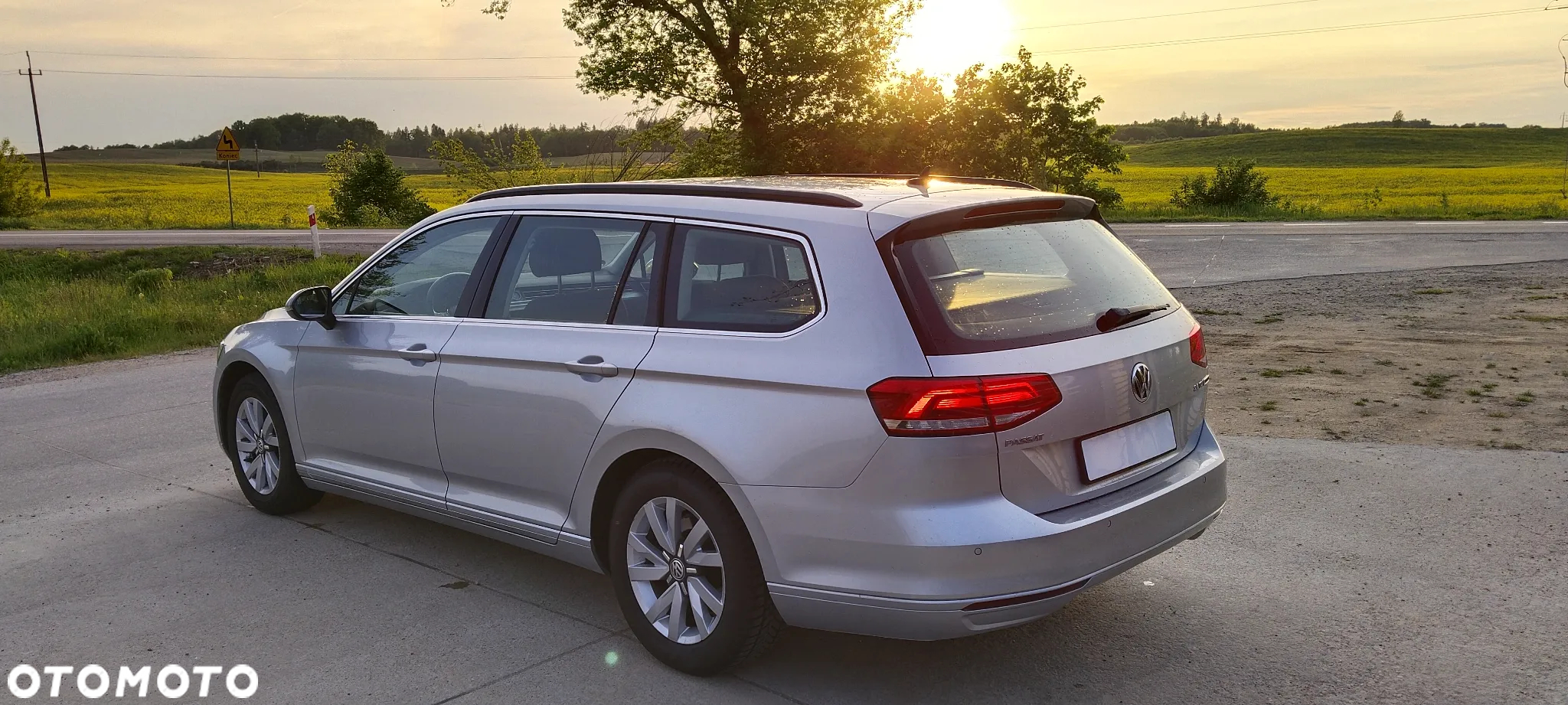 Volkswagen Passat Variant 2.0 TDI (BlueMotion Technology) Comfortline - 8