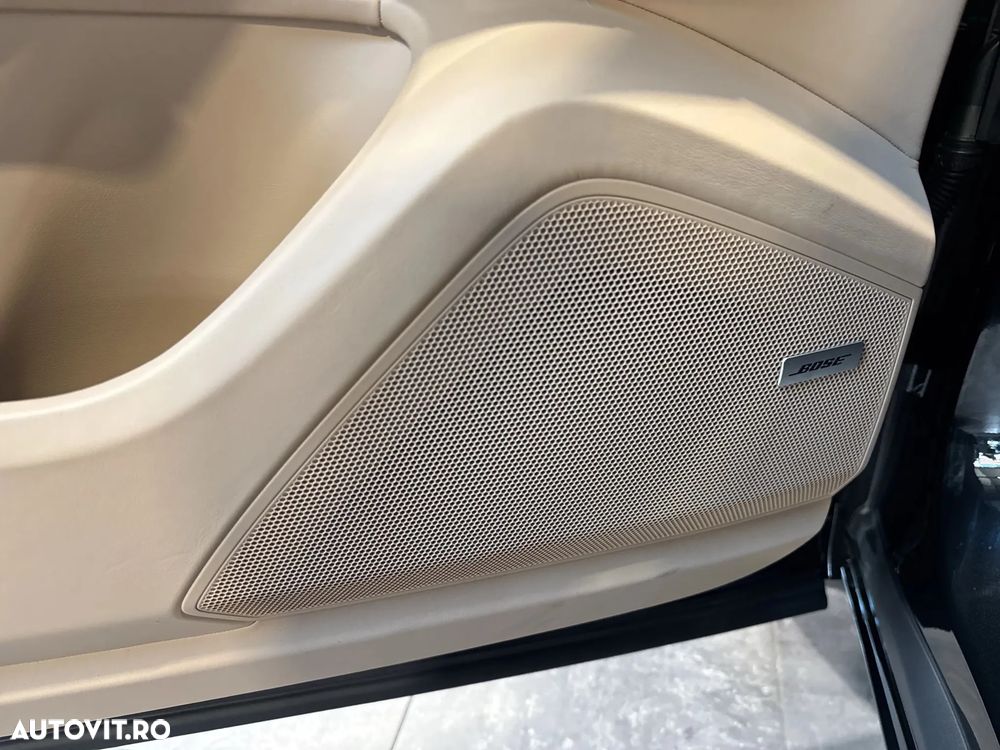 PORSCHE Cayenne Coupe 2026 — imagine 14